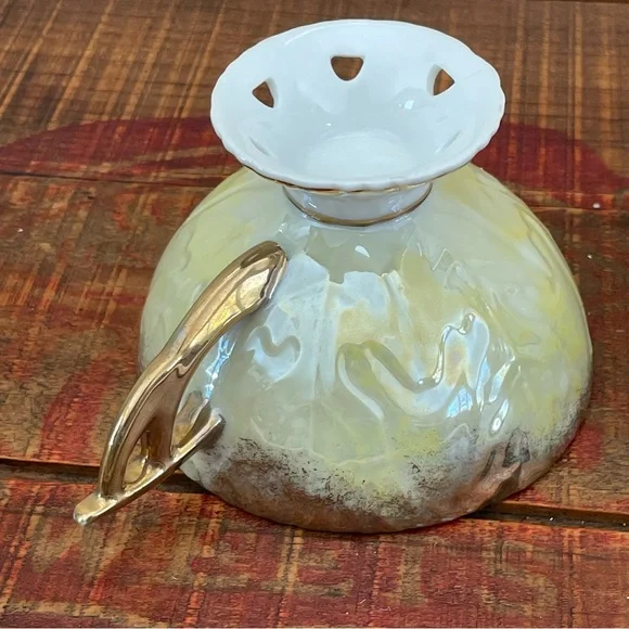 FREE Vintage Napco Lusterware Floral Teacup❤️ - Picture 4 of 7